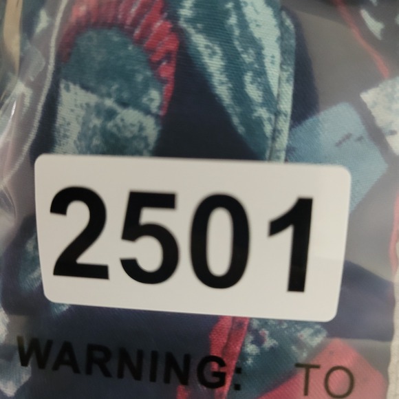 Oak‎ Hill Short Sleeve Button Up Shirt Men's 4XL Multicolor Hawaiian Geometric - Picture 7 of 7